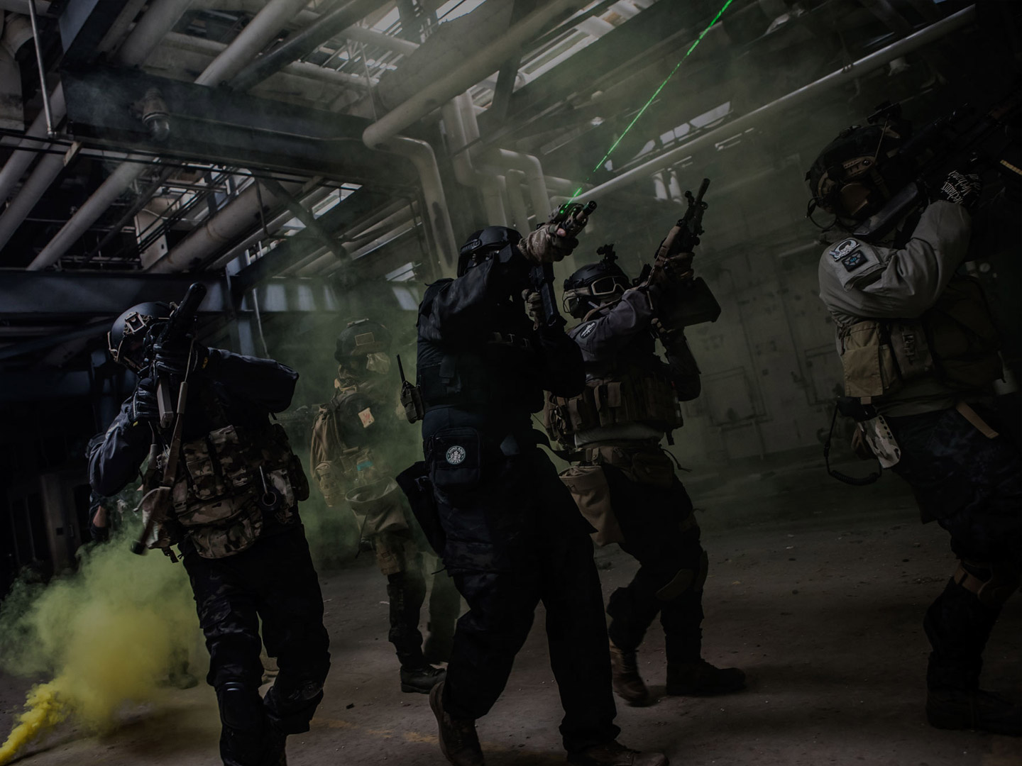 Epic Airsoft Squad Gameplay, AMS Arsenal